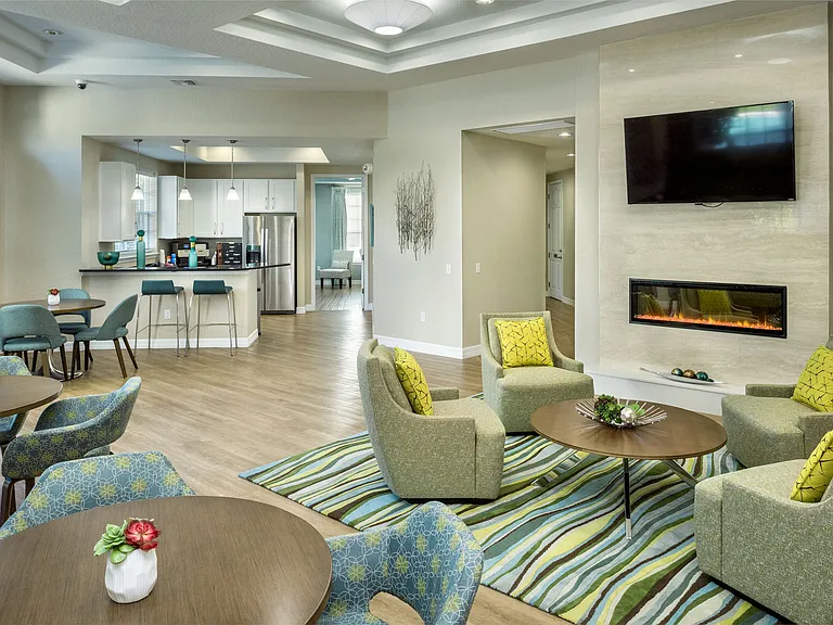 Ranch Lake Apartments — Photo 15