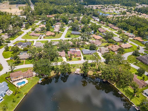 2nd image of 8229 Hidden Lake Dr N