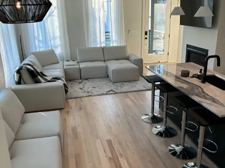 Kitchen/ living area