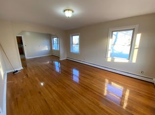 87 Locust St, Bridgeport, CT 06610