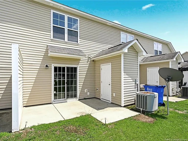 142 Collinwood Dr — Photo 36