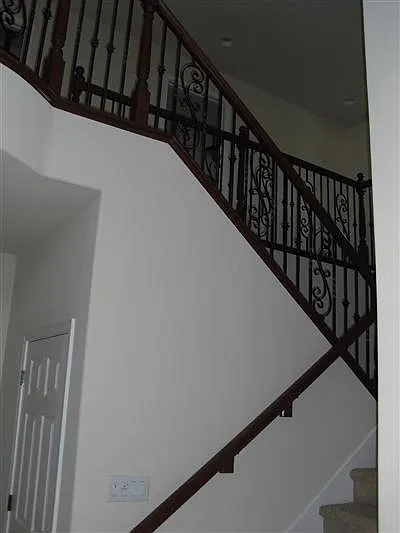 1427 Wyndham Ln — Photo 6