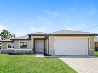 2705 40th St SW, Lehigh Acres, FL 33976