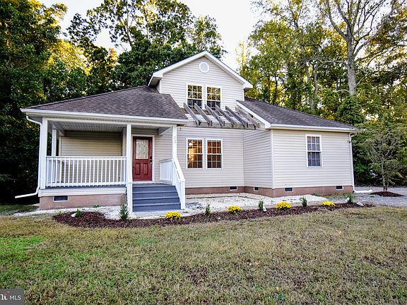 3rd image of 32 Crystal Ln