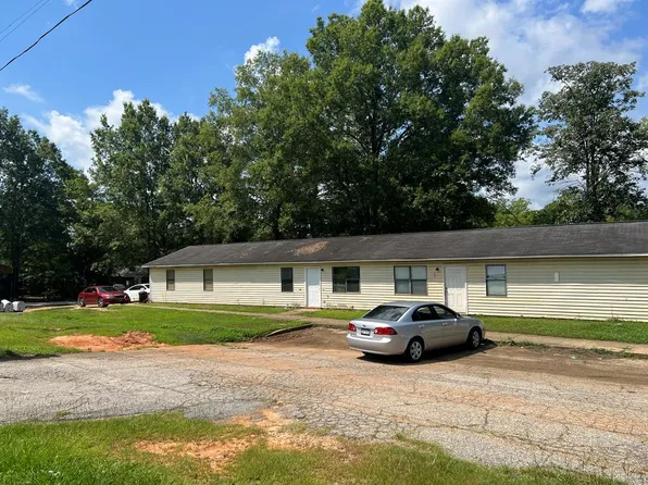 301 Holman St, Greenwood, SC 29649