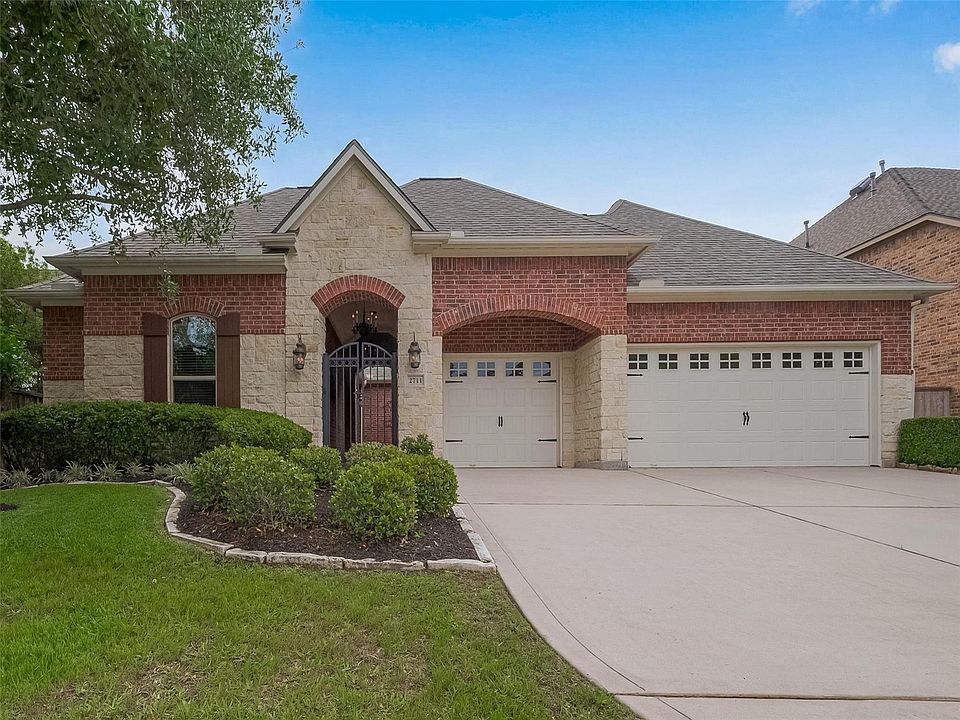 1st image of 2711 King Point View Ln