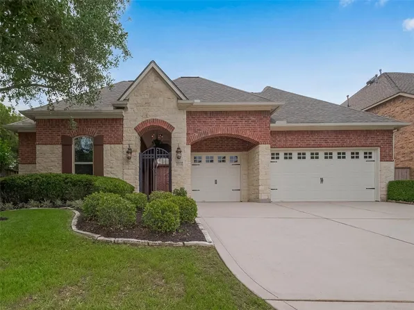 2711 King Point View Ln, Spring, TX 77388