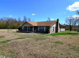 2400 Reeves Ave, Mena, AR 71953
