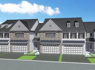 2466 Spring Water Cir, Lancaster, PA 17601