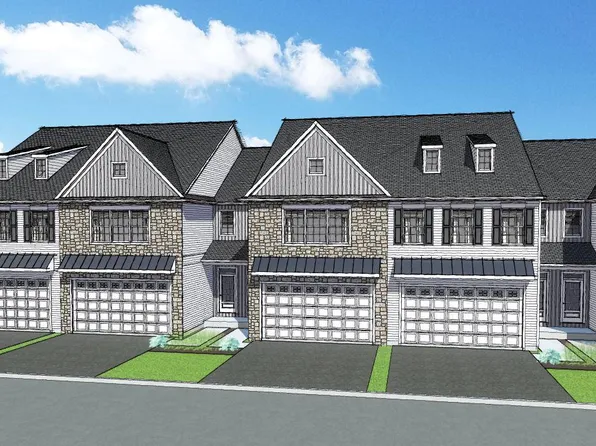 2466 Spring Water Cir, Lancaster, PA 17601