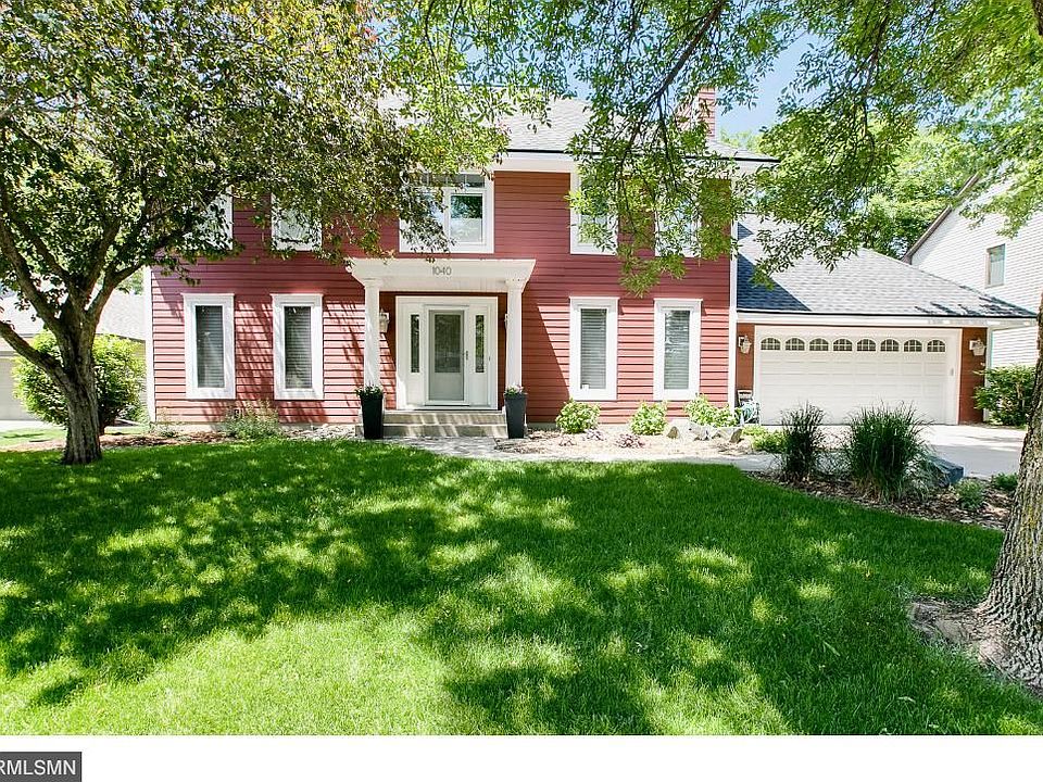 1st image of 1040 Autumn Bay
