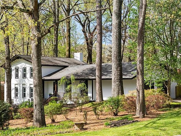 2nd image of 3480 Tanbark Ct NE