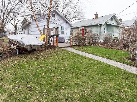 4th image of 3949 26th Ave S