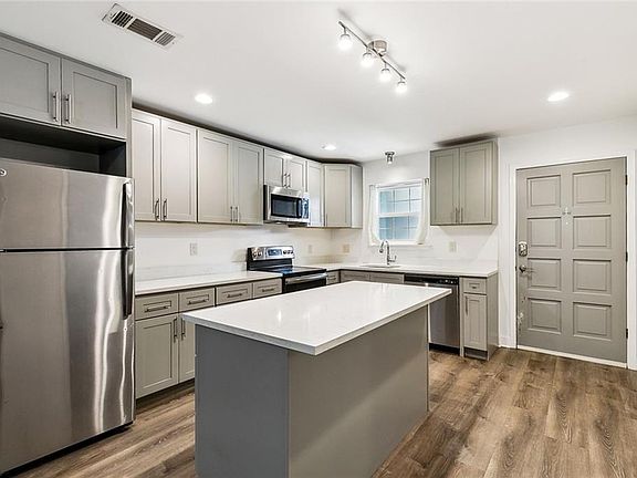 5th image of 1765 Coliseum St APT 315