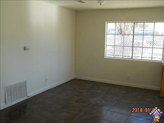 5th image of 10008 E Avenue S2