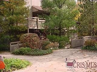 1st image of 640 Meredith Ln