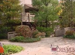 640 Meredith Ln, Cuyahoga Falls, OH 44223