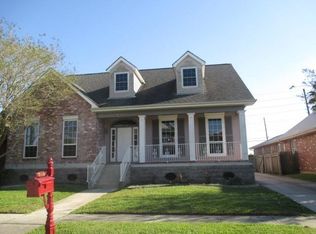 213 Moss Bayou Ln, Kenner, LA 70065