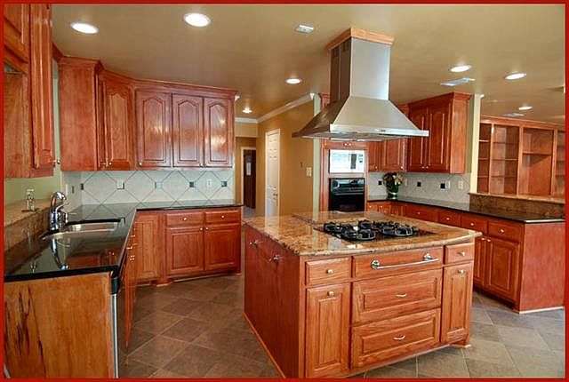 1st image of 14531 Tamerisk Ln