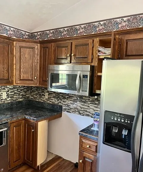 7586 Hoffacker Rd — Photo 6