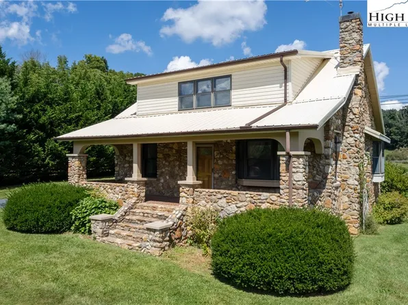 1766 N US Highway 21, Sparta, NC 28675