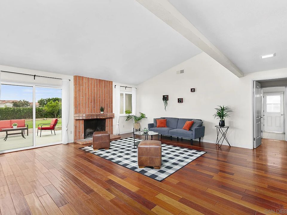 1st image of 5650 Calle Miramar