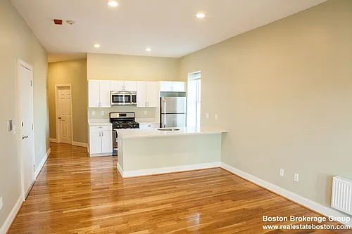301-305 Dudley St #8 Photo 1