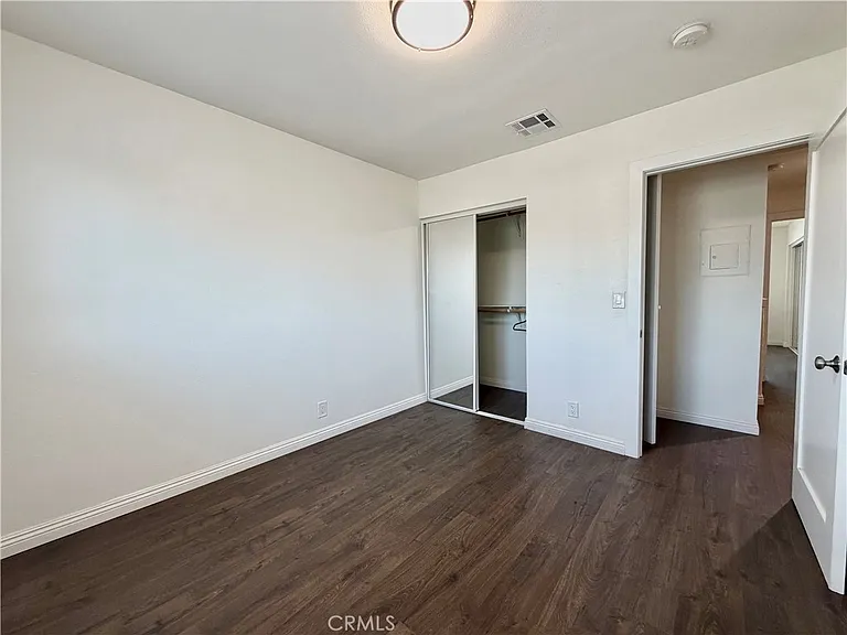 1477 W 20th St #7 — Photo 27
