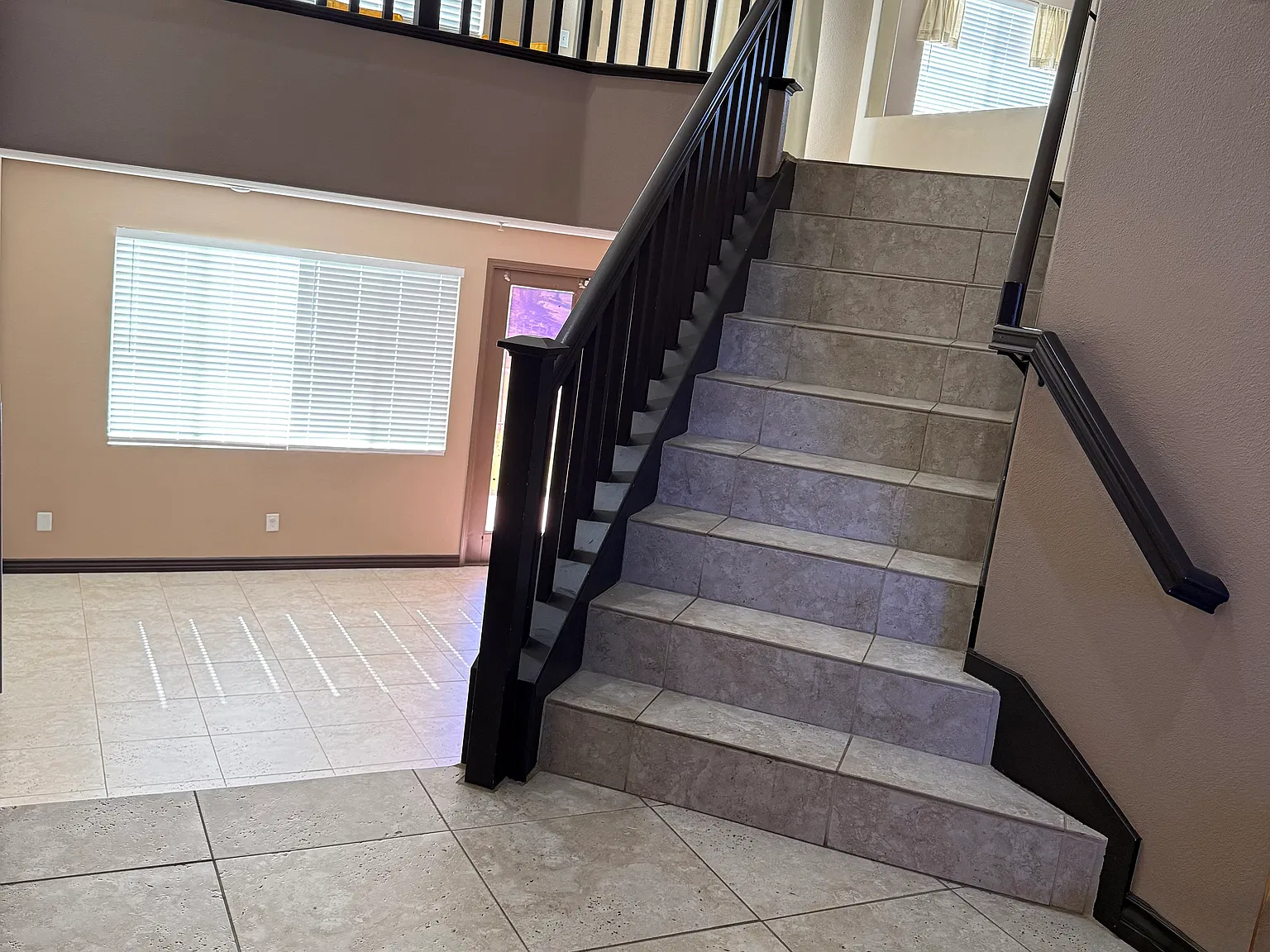 5884 Ventana Dr — Photo 2