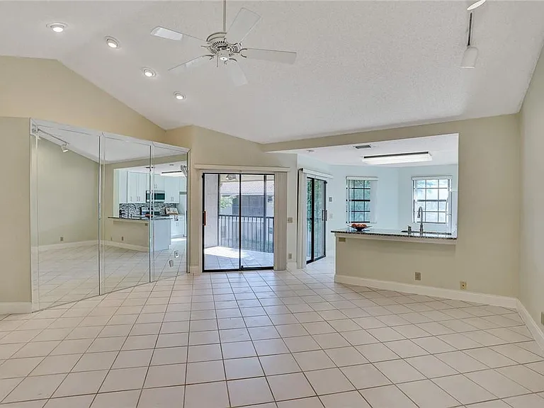 6698 Montego Bay Blvd #D — Photo 19