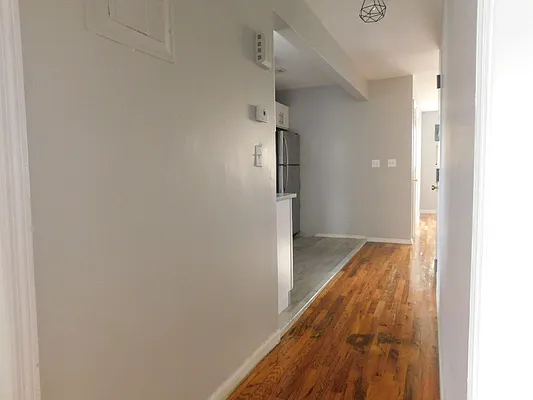 Rented by Compass | media 11