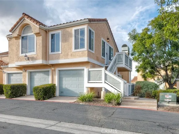 733 Vista Grande Way, Oceanside, CA 92057