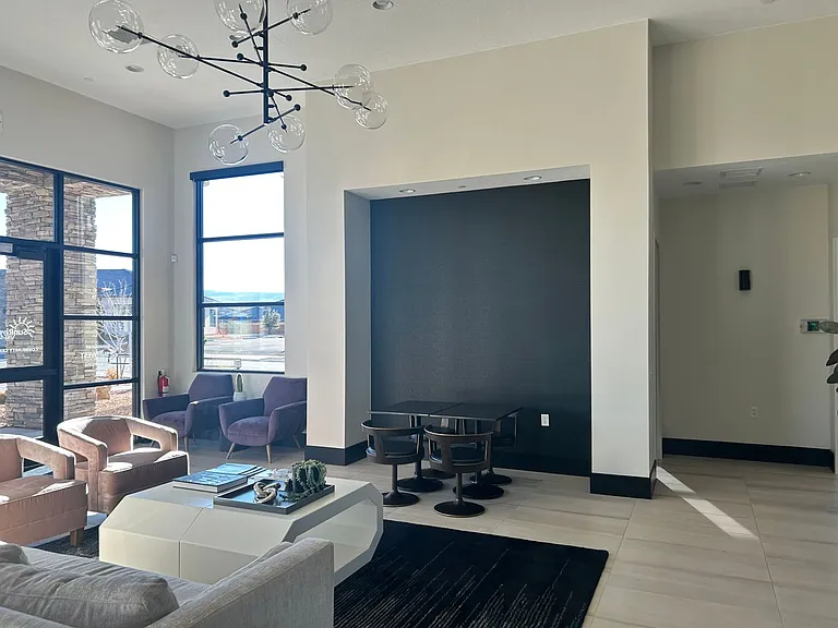 1212 W Hopewell Dr — Photo 23