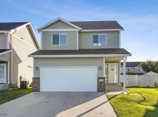 4110 52nd St S, Fargo, ND 58104