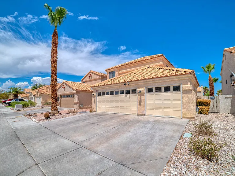2304 Chatfield Dr — Photo 27