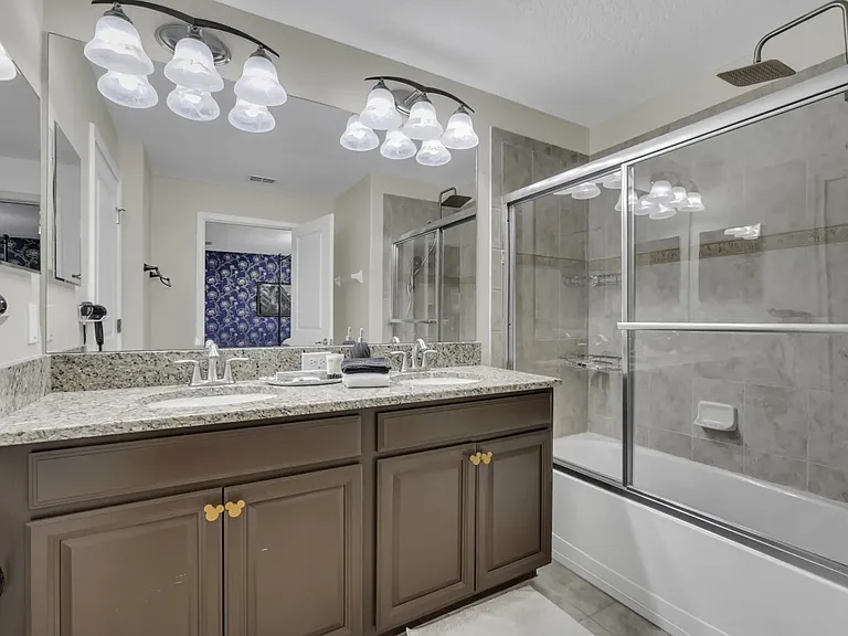 4876 Clock Tower Dr — Photo 37