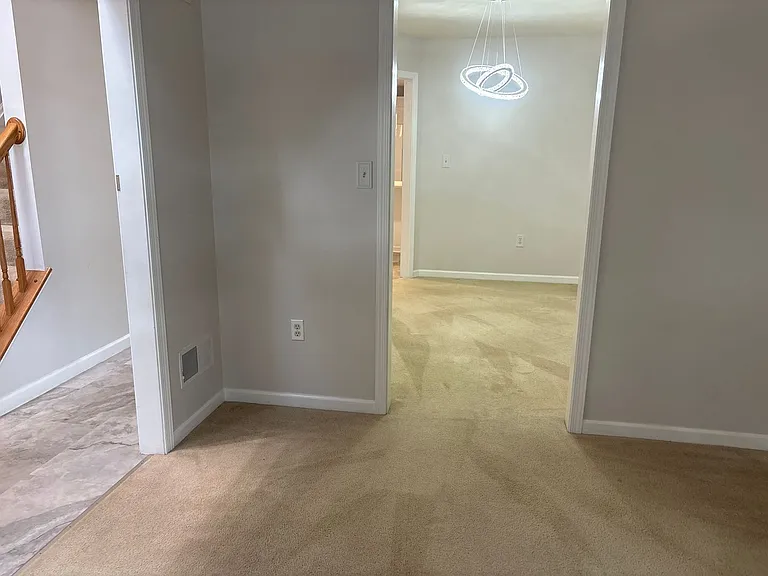 720 Strayer Dr — Photo 11
