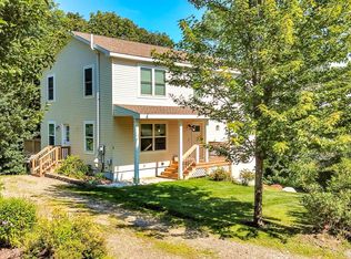 14 Beech St, Camden, ME 04843