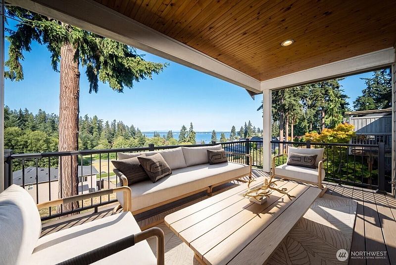2nd image of 1229 SE Camano Drive
