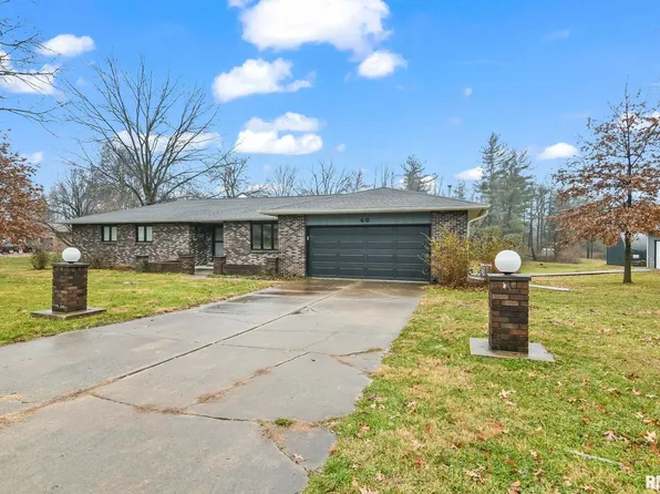 46 Desoto Dr, Springfield, IL 62711