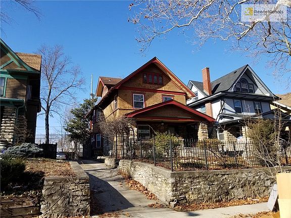 2nd image of 3910 Forest Ave