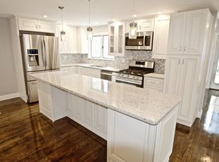 12 Broad St, Newburyport, MA 01950
