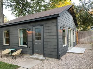 910 W Monroe St, Austin, TX 78704