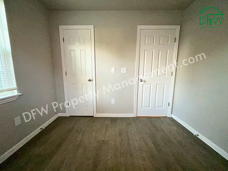 1808 NW Taft Ave — Photo 15