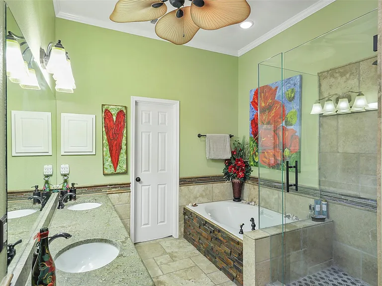 11536 Las Polamas Dr — Photo 6