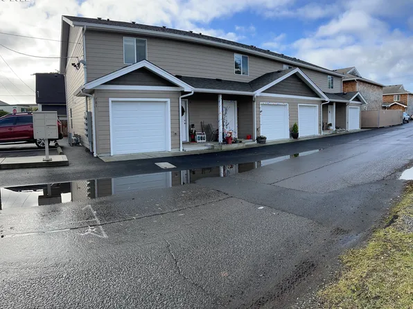 781 Avenue F, Seaside, OR 97138