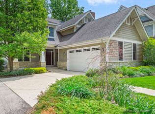 5129 Benton Ave, Downers Grove, IL 60515