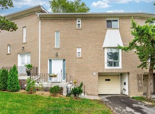 55 Rameau Dr #210, Toronto, ON M2H 1T6