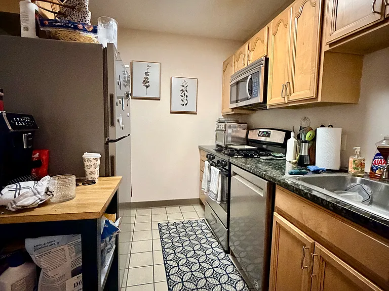 99 Pond Ave #609 — Photo 5