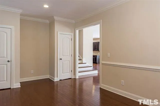726 Weavers Ridge Dr — Photo 7
